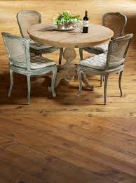 The Monastery Collection French Round Dining Set A Round Dining Table Made From Solid Oak And Elm With A Central Pedestal And Chairs In A Distress Salle De Bain