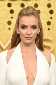 For an effortless look, let your locks flow free with soft waves or sleek straight strands. 20 Half Up Half Down Hairstyles Half Up Bun Hairstyle Trend