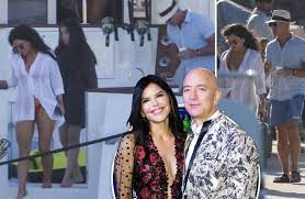 He owns a us$ 20 million apartment in bondi beach sydney. Jeff Bezos Seen Relaxing On Yacht With Girlfriend Lauren Sanchez On Cabo Vacation After Quitting As Amazon Ceo Women S World Today