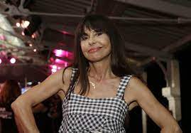 View all manuela moura guedes tv. Manuela Moura Guedes Chora Ao Relembrar Grave Infeccao Estava Com Buracos Na Cara