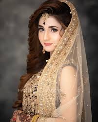 Gorgee Mua Roylisalonofficial Photoart Official Photo Credit Farhansstudi Bridal Dresses Pakistan Pakistani Bridal Hairstyles Pakistani Bridal Dresses