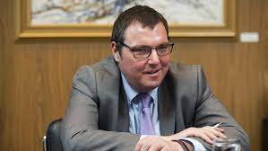 Odklad splátek u hypoték se. Byvaly Guverner Cnb Singer Bude Hlavnim Ekonomem Generali A Predsedou Dozorci Rady Ceske Pojistovny Hospodarske Noviny Ihned Cz