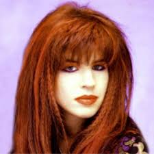 I think Susanna Hoffs and I should hang out