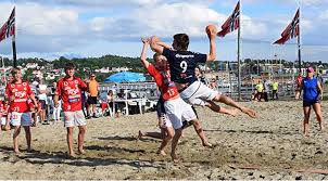 2002 bestämdes det om gemensamma internationella regler för beachhandboll. Nm Beachhandball Handball No