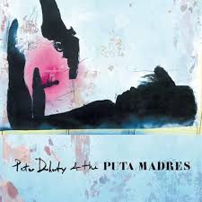 Ainsi, dans une vidéo tournée sur les falaises d'étretat, on aperçoit le chanteur des libertines, un béret sur la tête et une bouteille de rosé à la main. Pete Doherty Kundigt Debutalbum Als Peter Doherty The Puta Madres An Musikexpress