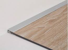 Profils Pour Sols En Lvt Profix Thin S 4 Profilpas Piso Flotante Pequenos Proyectos De Madera Suelos De Madera