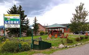 Hotels, apartments, villas, hostels, resorts, b&bs Foothills Lodge And Cabins Entrance Picture Of Foothills Lodge Cabins South Fork Tripadvisor