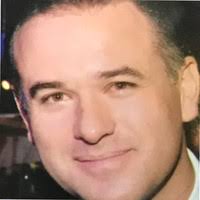 200+ perfiles de «Crow»