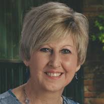 Holly Mcwhorter's Instagram, Twitter & Facebook