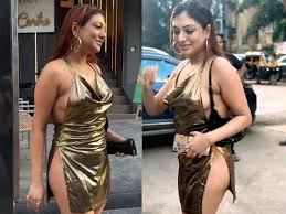 Influencer Khushi Mukherjee Roaming Semi Naked for Cheap Attention