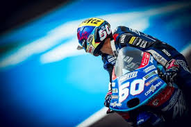 Ad avere la peggio il pilota svizzero jason dupasquier, che è stato trasportato in elicottero all'ospedale careggi di firenze. Dupasquier Stirbt Nach Schwerem Moto3 Unfall In Mugello Nach Welt