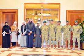 أبدى الكويتي بدر المطوع، بعد تنصيبه عميداً للاعبي كرة القدم الدوليين، حسرةً على تراجع مستوى منتخب بلاده في الآونة الأخيرة، مشيراً إلى فخره بالانفراد بالرقم العالمي لعدد المباريات الدولية (185). Ø§Ù„Ø­Ù€Ù€Ø±Ø³ Ø§Ù„ÙˆØ·Ù†ÙŠ Ø§Ù„ÙƒÙˆÙŠØªÙŠ Kuwait National Guard
