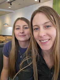 Hi everyone! I'm Brittney, a WFH Mom of 3. Glad to be here!👋🏻☺️🧡