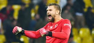 Bartłomiej drągowski najlepsze obrony serie a 18/19,19/20. Fiorentina Dragowski Risponde Ai Tifosi Ecco Perche Il 69 Tagliare La Barba No Voglio Diventare Vichingo Cronache Di Spogliatoio