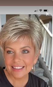 Macie Skinner (macieskinner)