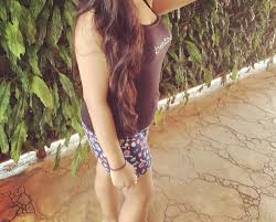 Em Roqueen overcomes all inhibitions for StripChat audiences