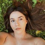 Nicole Maust's Instagram, Twitter & Facebook