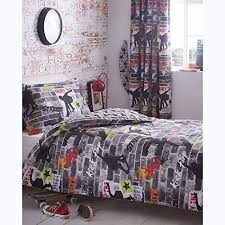 Copripiumini ragazzo singoli il miglior prezzo in biancherie per la casa è di 12,99 €. Kidz Club Teenagers Set Copripiumino E Federa Per Ragazzi Letto Singolo Biancheria Da Letto Motivo Skateboard E Graffiti Colore Grigio