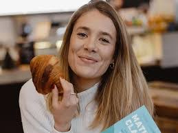 Tracy Archibald's Instagram, Twitter & Facebook