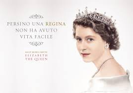 Queen elizabeth ii was crowned as queen at the age of 25 and today when we think of queen elizabeth alexandra mary (her full name), the image that comes to our mind is of dignity &authority. Elisabetta Ii La Piu Completa E Monumentale Biografia E Di Sally Smith