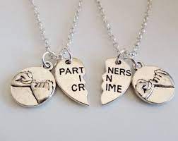 Partners In Crime Necklaces Pinky Promise Neklaces Couple Set Necklaces For Her And Him Jewelr Friend Jewelry Partners In Crime Necklace Best Friend Jewelry