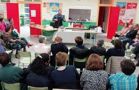 Es el cocinero residente de los sábados en comer y cantar y tiene una sección semanal en esto me suena. La Cocina De Sergio Fernandez Cautiva A Unas Cien Personas