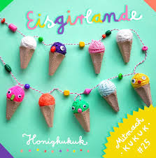 Fur Ein Geniales Sommerfest Coole Girlande Basteln Aus Eierkartons In 2020 Egg Box Garland Art Activities For Kids