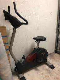 Proform 920 e elliptical comes with more workout programs, resistance levels, and larger flywheel. Proform 920s Exercise Bike For The Price You Won T Likely Find Another Trainer With Equivalent Tom Cat