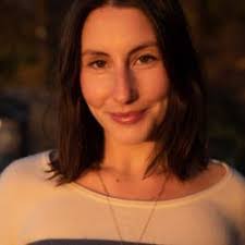 Rebecca Glass's Instagram, Twitter & Facebook