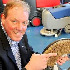 Frank Salamon könnte Eskimos Kühlschränke verkaufen