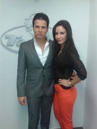 En declaraciones para un medio mexicano, la hija de eugenio derbez habló de su actual situación sentimental. Quien Era Adriana Campos La Ex Novia De Mauricio Ochmann Clase