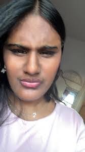 Elise Salter's Instagram, Twitter & Facebook