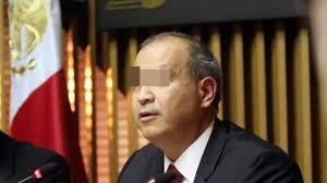 RAYMIX DE VISITA EN SLP! ¿Qué andará haciendo?