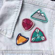 Making your own diy patches can allow you to customize jeans, shirts, hats, bags, and even jackets. Diy Embroidered Patch Workshop Brooklyn Craft Company