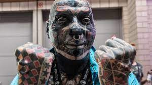 So, even though magneto and red skull occasionally have similar goals, the master of magnetism has a deep. Tattoos Am Ganzen Korper Und Magnete B Z Berlin