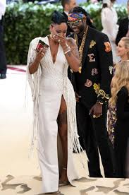 Somebody pop all day (hol' up) somebody on they way (hol' up) i wore the crown all day (ho. Rapper 2 Chainz Proposes To Long Term Girlfriend Nakesha Ward On Met Gala Red Carpet With Huge Diamond Ring