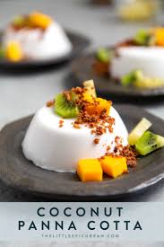 Food Photography Coconut Panna Cotta The Little Epicurean Pannacottarecipe Check More At Http Pic Foodgator Webc In 2020 Panna Cotta Rezepte Kokosnuss
