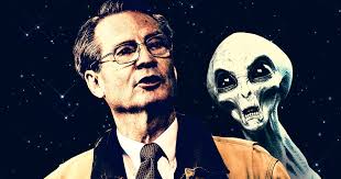 MAGA Rep Tim Burchett, 61, Makes NSFW Statement While Talking About UFOs  With Joe Rogan