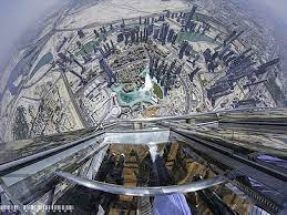 Dubai's burj khalifa now has the highest observation deck in the world at 1,821 feet, decks are also on 124th floor and it looks incredible. Dubai S Burj Khalifa Observation Deck