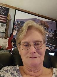 Cut my long locks about 6 months ago. Super happy I did it! ✂️