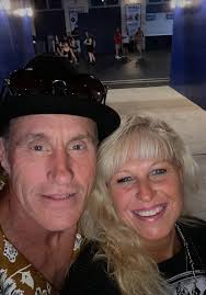 Message for the day: LISTEN TO THE MUSIC!! 🎵🎶📀🎧🍹⛵️ 🥳🎊🎉