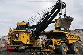 Pin By Robert On Cat Heavy Equipment Heavy Construction Equipment Caterpillar Equipment