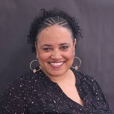 Regina Parker's Instagram, Twitter & Facebook