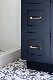 Bath Cabinets Panosundaki Pin