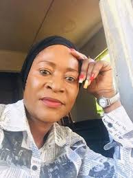 Grandma meets grandma 😂🤣.