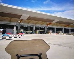 It takes time but is easy and without any troubles! Malaysia Thailand Border Crossing By Car Or Motorcycle Rider Chris