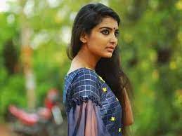 Festival of lights) is an indian malayalam drama television series which broadcast on zee keralam 45 snisha chandran, yadhukrishnan and vivek gopan plays the lead roles. Karthika Deepam Playing Karthika Is A Complete Change Over For Me Actress Snisha Chandran On Karthikadeepam Times Of India