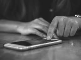 A lot of the time, iphone 11 screens go black because of a software crash. How To Make Your Iphone Black And White With Grayscale