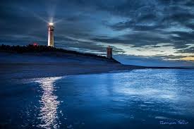Phare Des Baleines A Saint Clement Des Baleines Sur L Ile De Re Charente Maritime Tourisme Charentemaritime Iledere P Ile De Re France Phare Ile De Re