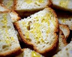 Simpatica attività da fare in coppia per sfidare il partner ai fornelli, per spezzare la routine o per conoscere altre coppie con cui divertirsi e cimentarsi. Corsi Di Cucina Per Bambini Adulti Coppie E Famiglie Assisi Perugia